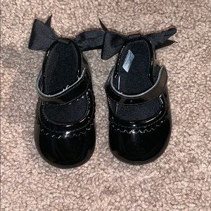 Black infant dress shoes size 3-6 months